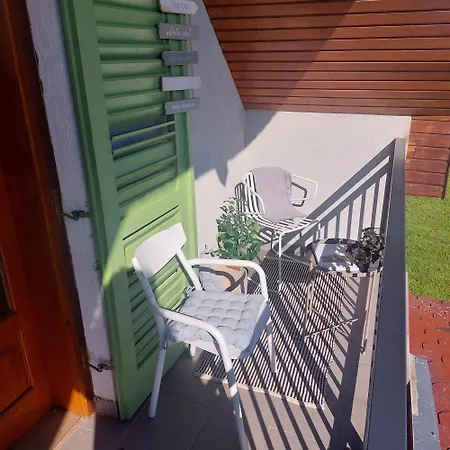 Panorama Wine & Chill Apartment Heviz
